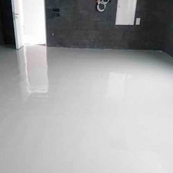 Resina EPOXI autonivelante para garaje